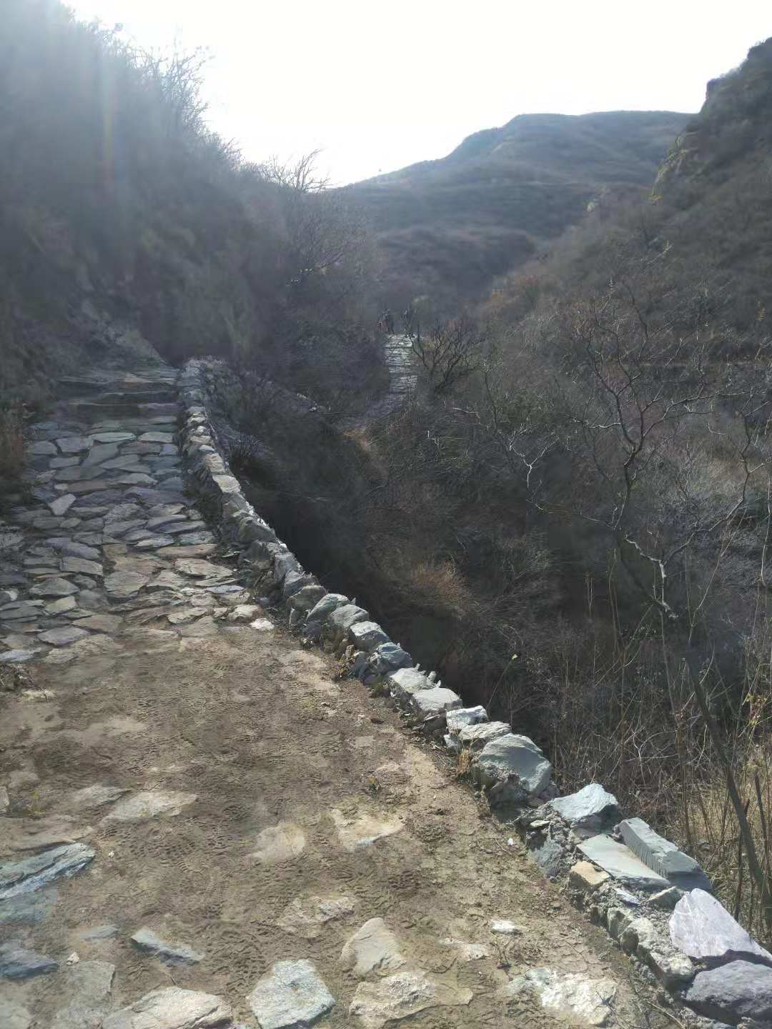 京西古道修缮后的道路