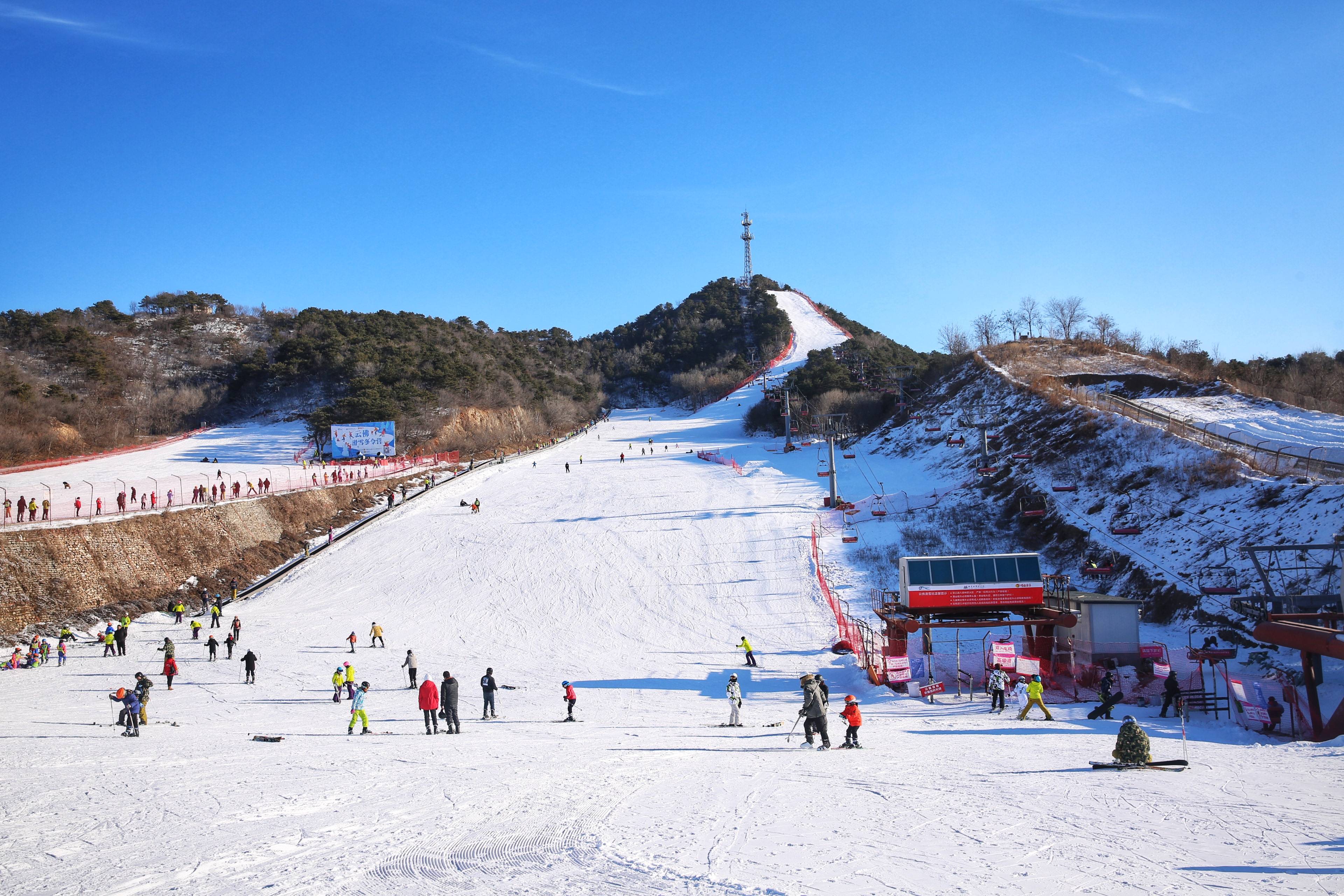 「云佛山滑雪」12.5/6，最后一周特价99元，北京周边性价比最高的综合性雪场，双板免费教